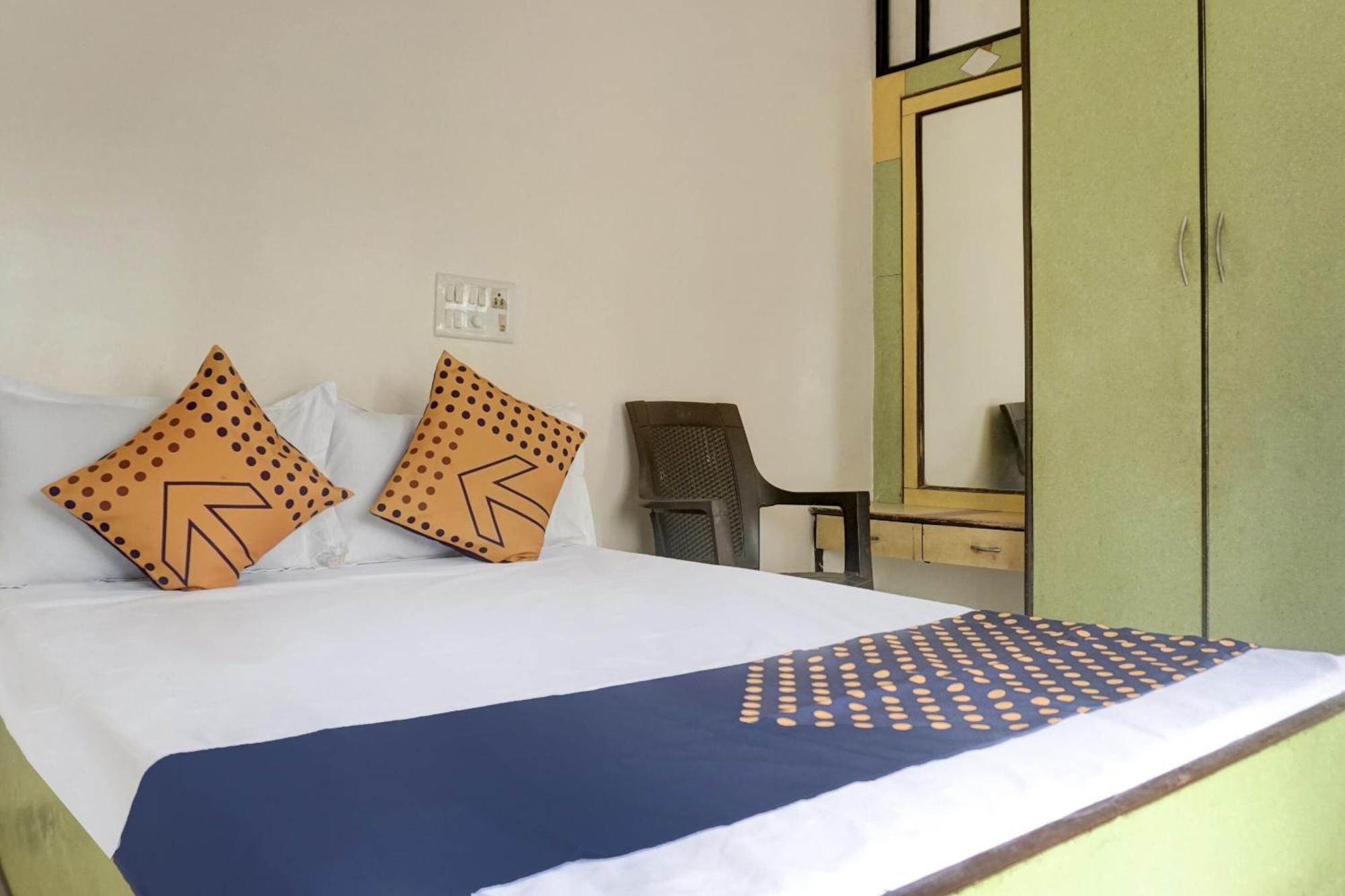 Spot On 74501 Hotel Supriya Garden Vagholi Zewnętrze zdjęcie